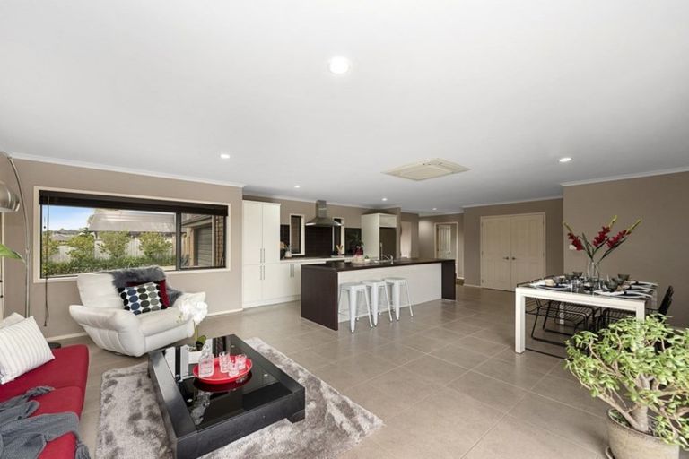 Photo of property in 23 Moonlight Drive, Rototuna North, Hamilton, 3210