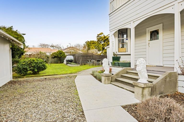 Photo of property in 68 Collins Street, Hawera, 4610