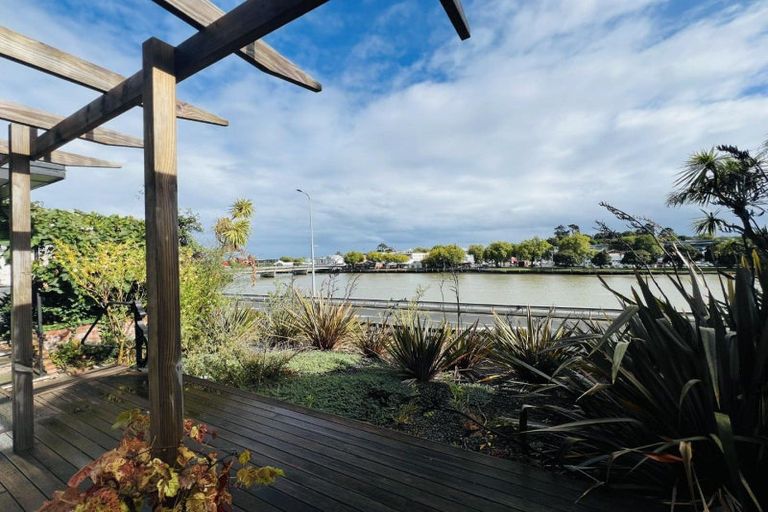 Photo of property in 51 Anzac Parade, Durie Hill, Whanganui, 4500