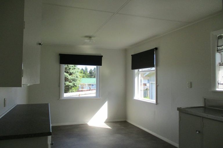 Photo of property in 9 Birman Place, Cannons Creek, Porirua, 5024