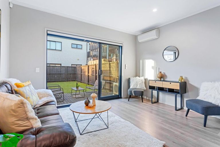 Photo of property in 9 Kerewhenua Crescent, Hobsonville, Auckland, 0616