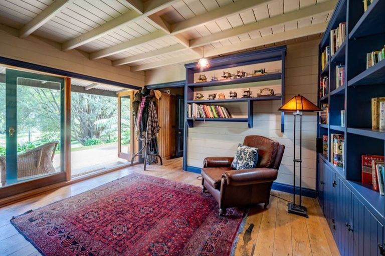 Photo of property in 592 Le Bons Bay Road, Le Bons Bay, Akaroa, 7583