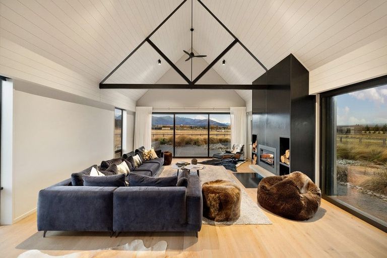 Photo of property in 10 Musterers Way, Ben Ohau, Twizel, 7999