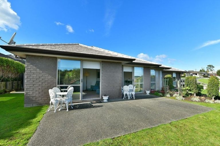 Photo of property in 1 Hewson Drive, Snells Beach, 0920
