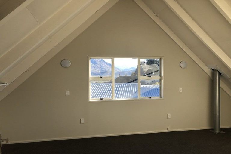 Photo of property in 25 Hunter Crescent, Wanaka, 9305