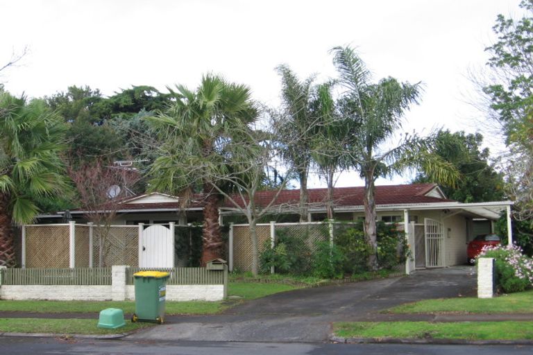 Photo of property in 18 Lilian Place, Farm Cove, Auckland, 2012