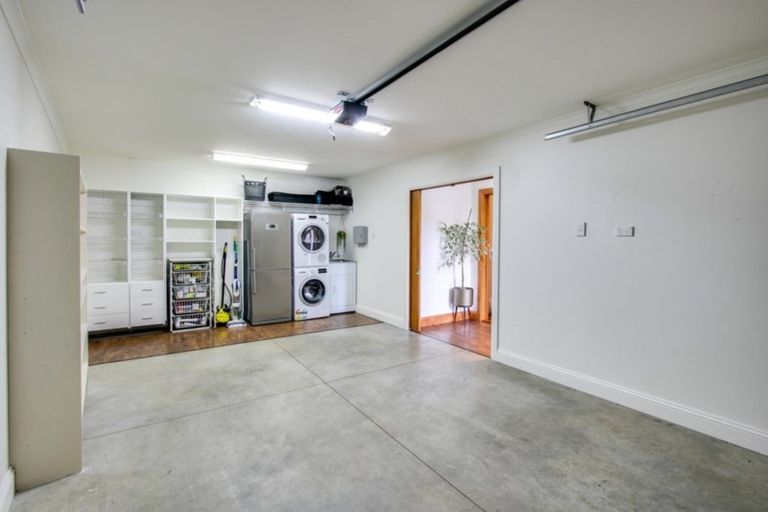 Photo of property in 29 Cameron Road, Bluff Hill, Napier, 4110