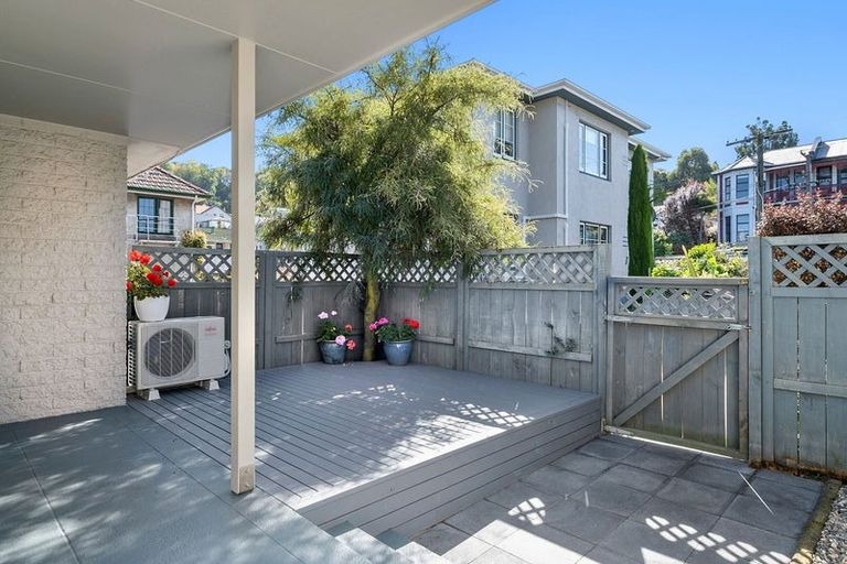 Photo of property in 53 Manor Place, Dunedin Central, Dunedin, 9016