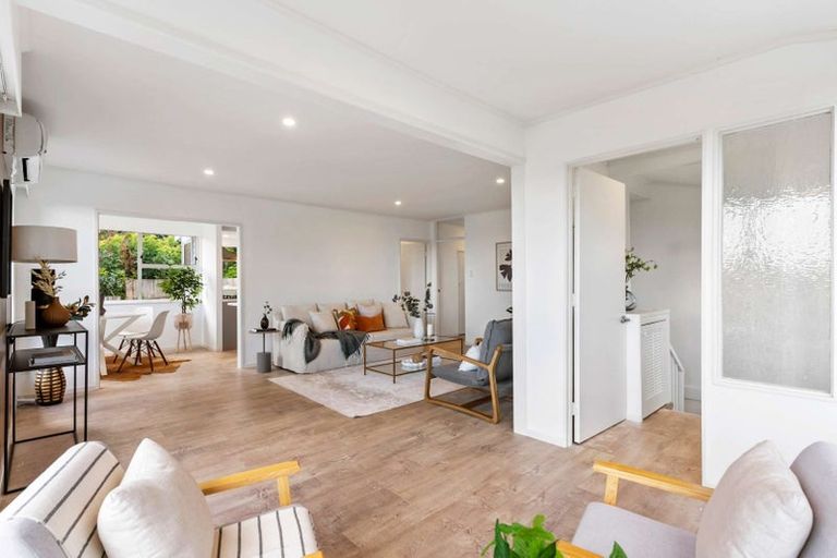 Photo of property in 4 Powrie Street, Glenfield, Auckland, 0629