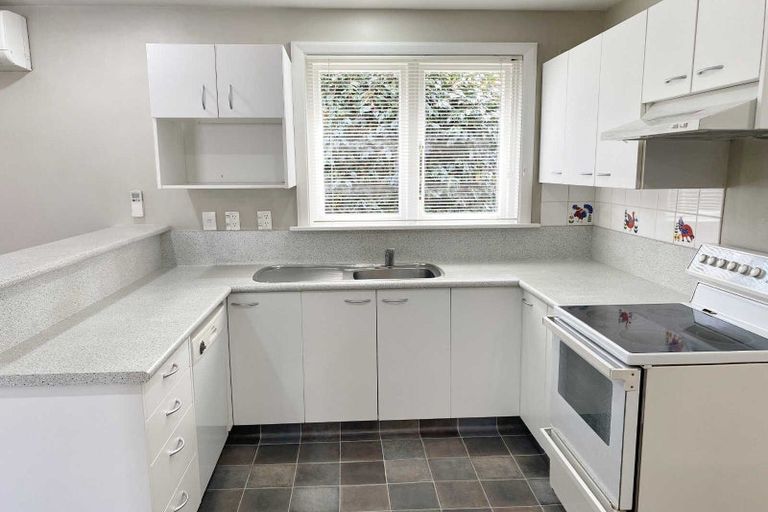 Photo of property in 15 Bourne Crescent, Papanui, Christchurch, 8053