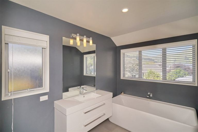 Photo of property in 14a Colenso Street, Sumner, Christchurch, 8081