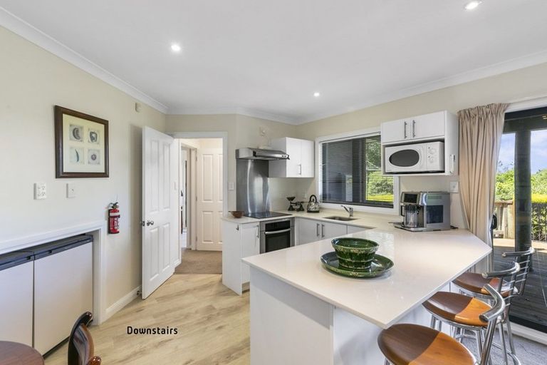 Photo of property in 2 Crestview Grove, Belmont, Lower Hutt, 5010