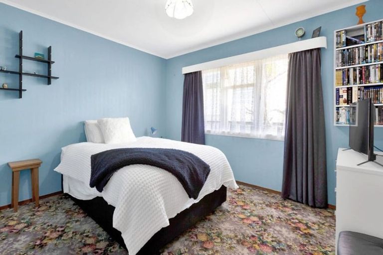 Photo of property in 9a Chilman Street, Strandon, New Plymouth, 4312