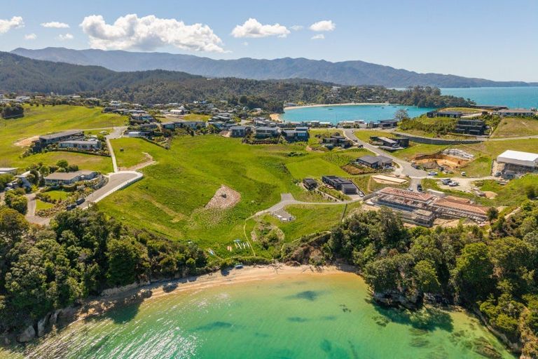 Photo of property in 6 Fairburn Place, Kaiteriteri, 7197