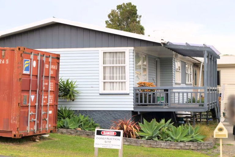 Photo of property in 81 First View Avenue, Beachlands, Auckland, 2018