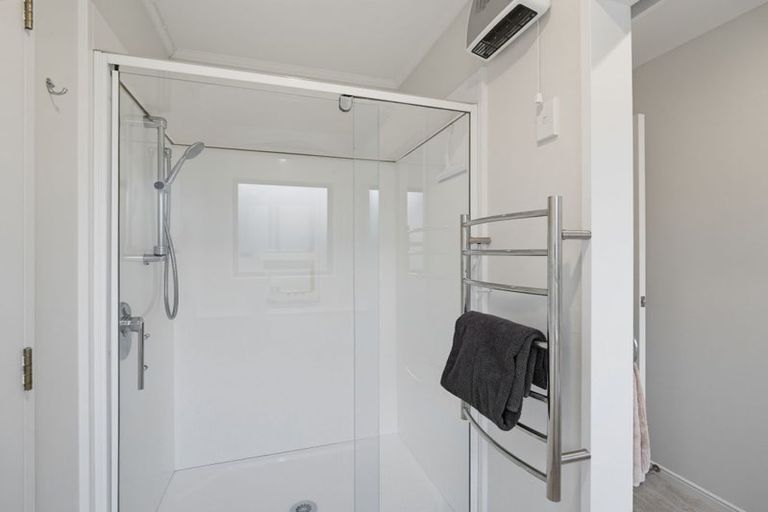 Photo of property in 49 James Cook Street, Havelock North, 4130