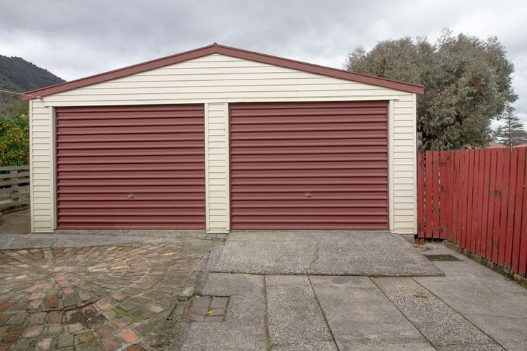 Photo of property in 11 Carlyle Street, Te Aroha, 3320
