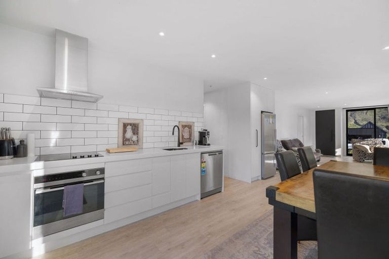Photo of property in 4 Lauder Street, Lake Hayes, Queenstown, 9304