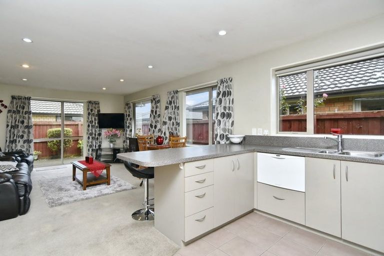 Photo of property in 21d Sabina Street, Shirley, Christchurch, 8013