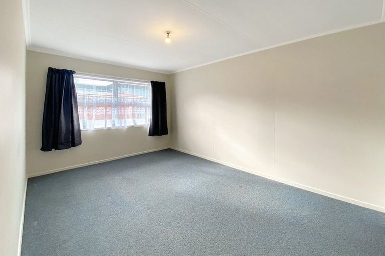 Photo of property in 5 Rolleston Street, Hokowhitu, Palmerston North, 4410