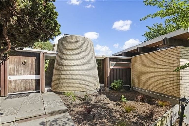 Photo of property in 280 Waimairi Road, Burnside, Christchurch, 8041