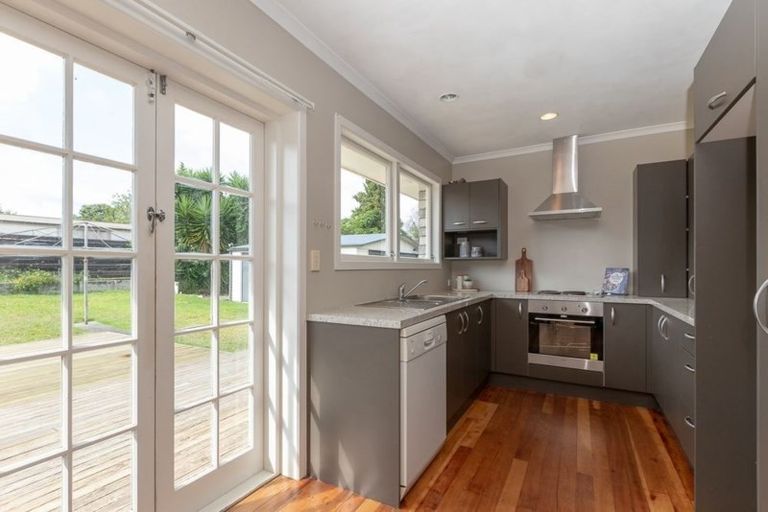 Photo of property in 17 Manapouri Place, Glenview, Hamilton, 3206