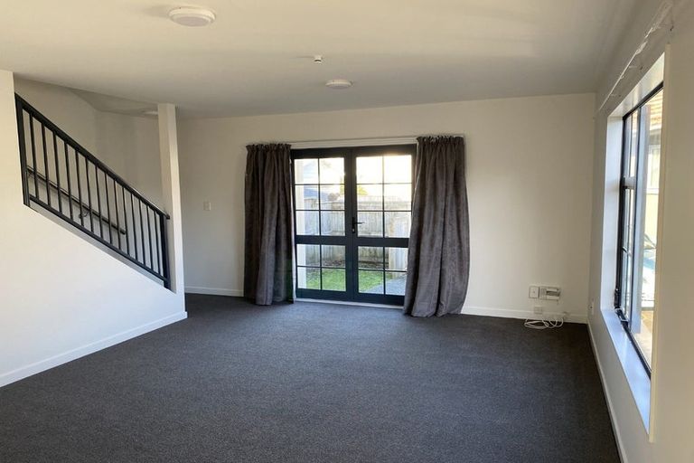 Photo of property in 7b Hindmarsh Street, Johnsonville, Wellington, 6037