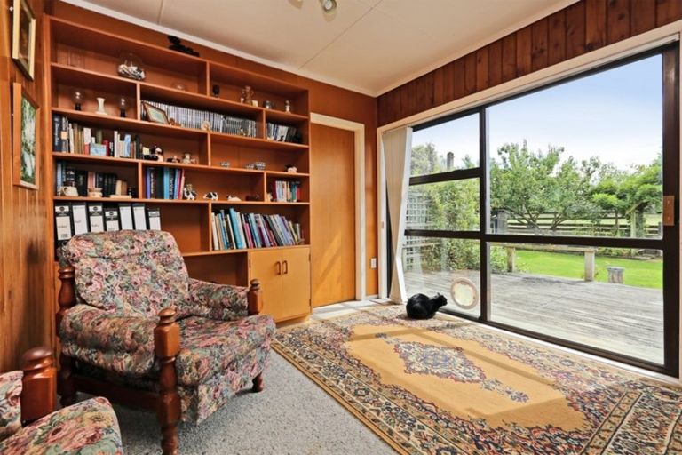 Photo of property in 2466 Takapau Road, Waipukurau, 4281