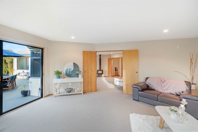 Photo of property in 3 Empress Place, Halswell, Christchurch, 8025