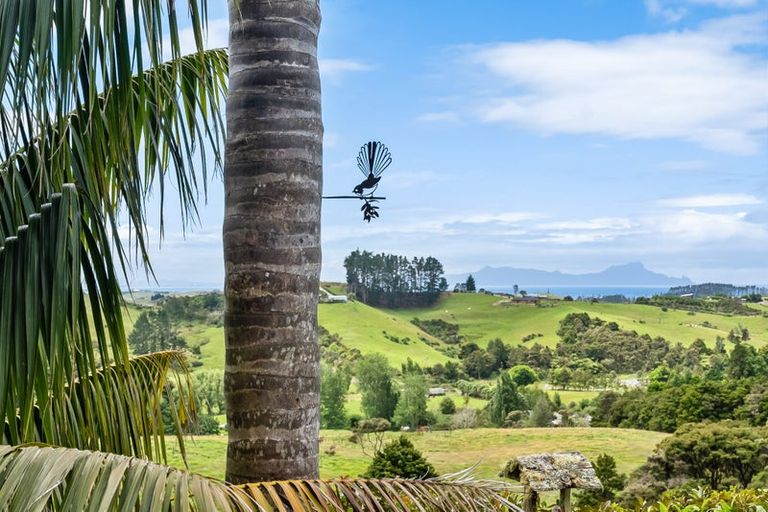 Photo of property in 78 Wairimu Way, Waipu, 0582