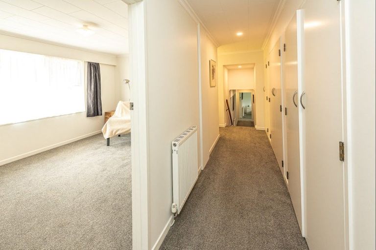 Photo of property in 41 Parkes Avenue, Saint Johns Hill, Whanganui, 4501