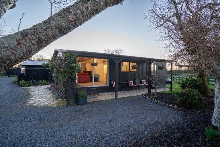 Photo of property in 43 Forrest Road, Cambridge, 3493