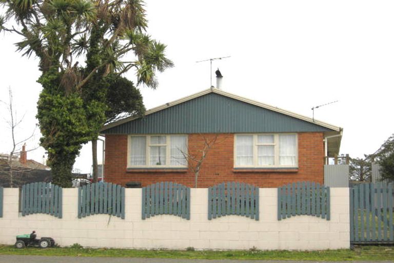 Photo of property in 303 Conyers Street, Strathern, Invercargill, 9812
