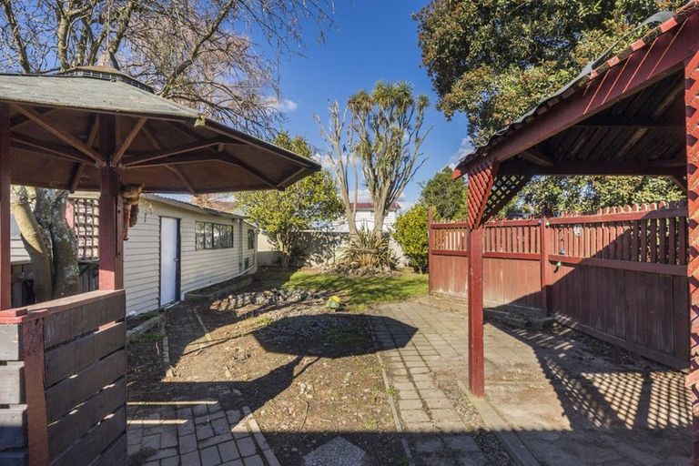 Photo of property in 6 Coventry Street, Highbury, Palmerston North, 4412