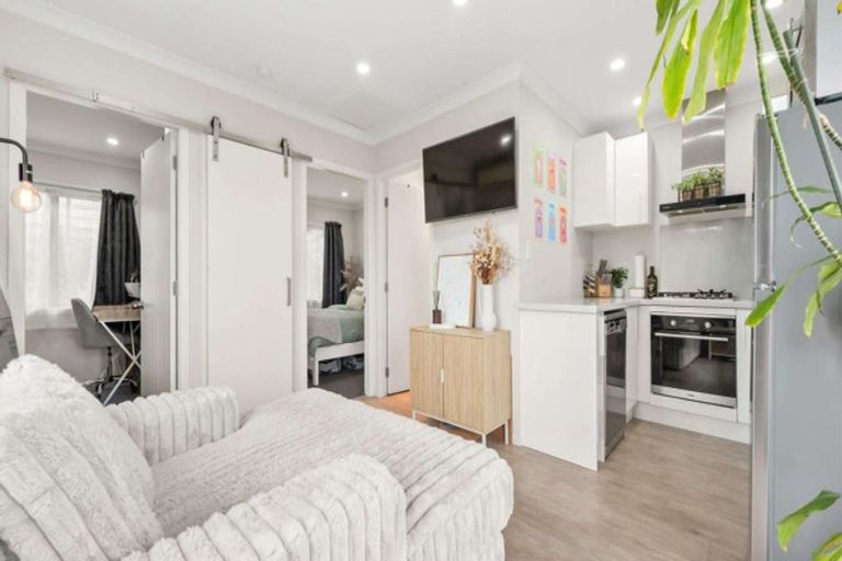 Photo of property in 87 Kirton Drive, Riverstone Terraces, Upper Hutt, 5018