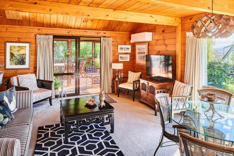 Photo of property in 41 Leeward Drive, Whitby, Porirua, 5024