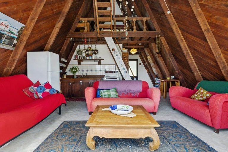 Photo of property in 127 Blue Pacific Parade, Riversdale Beach, Masterton, 5872