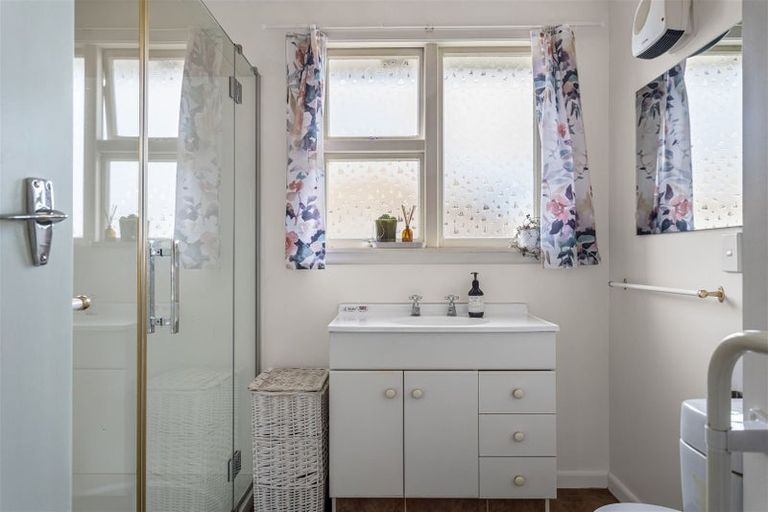 Photo of property in 16 Bracebridge Street, Kaiapoi, 7630