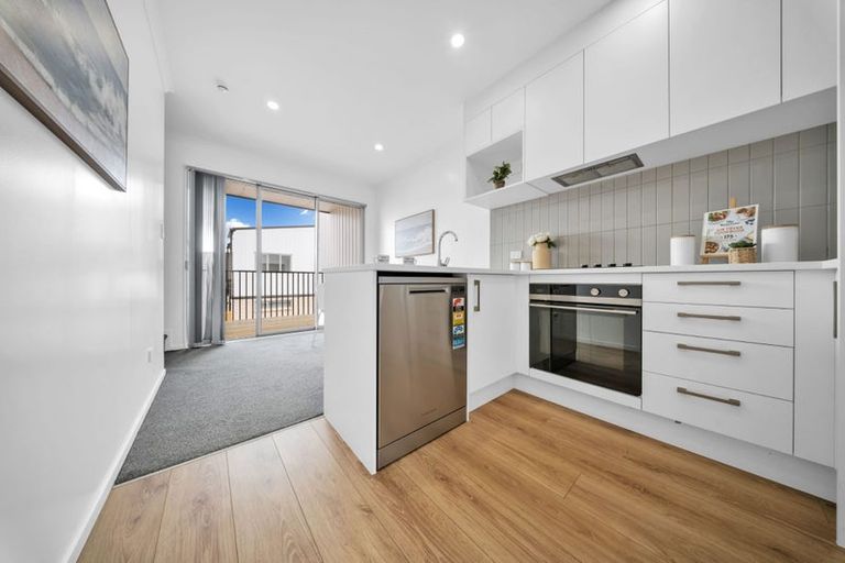 Photo of property in 45 Ngae Place, Mangere East, Auckland, 2024