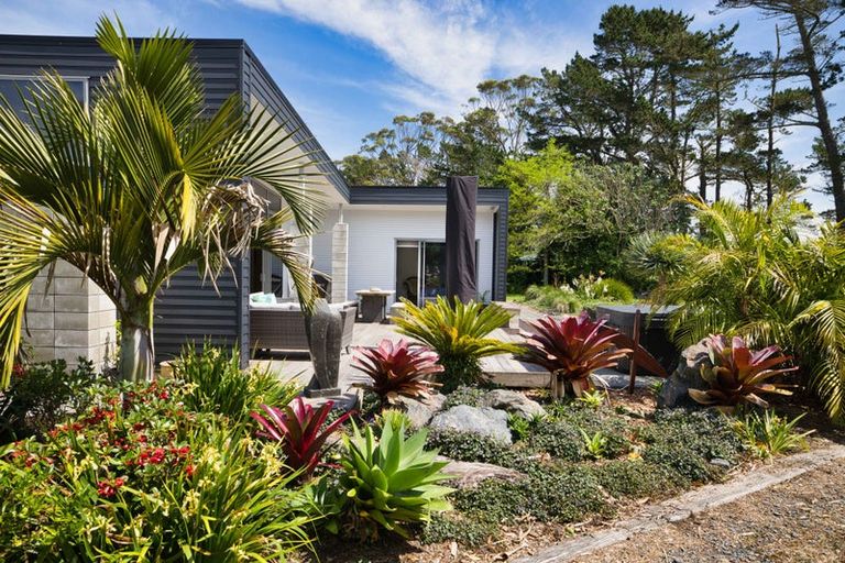 Photo of property in 36 Kahurangi Drive, Mangawhai, Kaiwaka, 0573