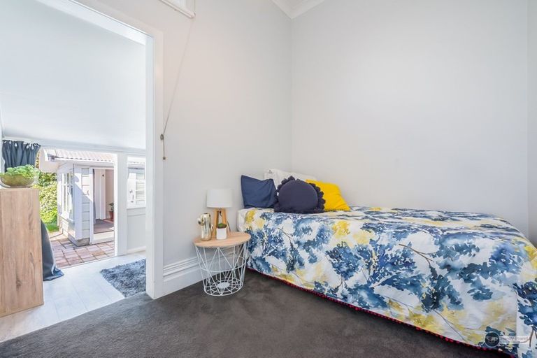 Photo of property in 20 Hautana Square, Woburn, Lower Hutt, 5010