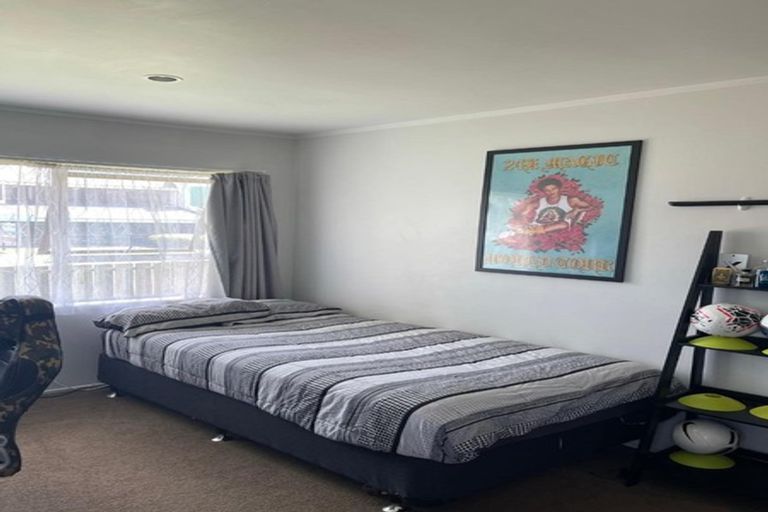 Photo of property in 12 Aberfeldy Avenue, Highland Park, Auckland, 2010