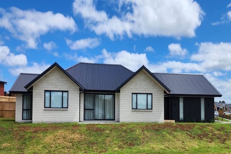 Photo of property in 11 Harrison Drive, Tikipunga, Whangarei, 0112