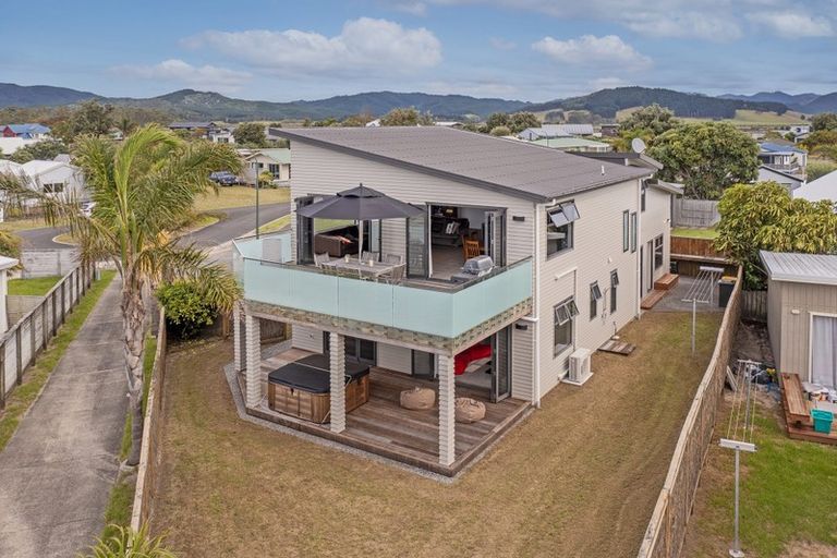 Photo of property in 105 Totara Place, Matarangi, Whitianga, 3592