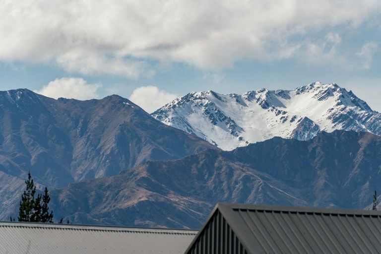 Photo of property in 53 Longview Drive, Lake Hawea, 9382