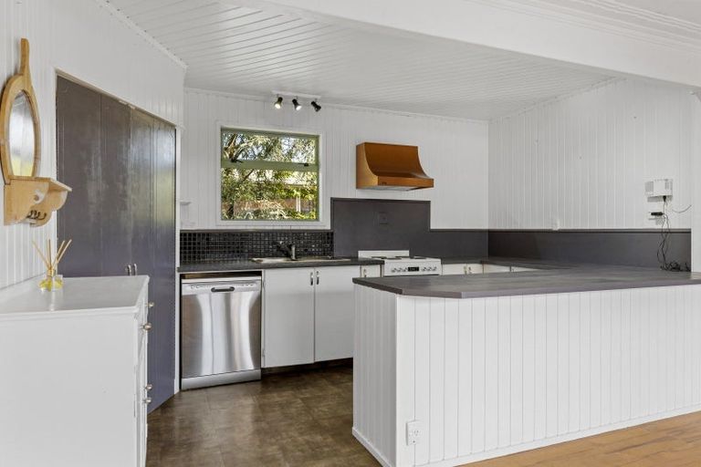 Photo of property in 114 Taharepa Road, Hilltop, Taupo, 3330