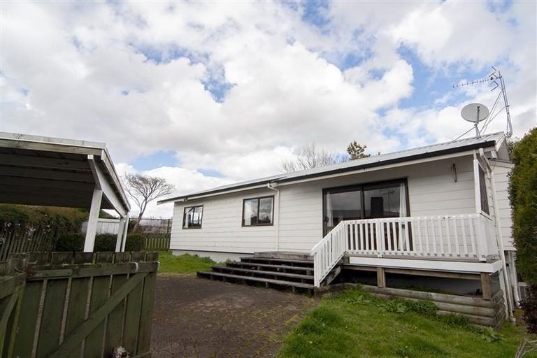 Photo of property in 23b Tuhikaramea Road, Frankton, Hamilton, 3204