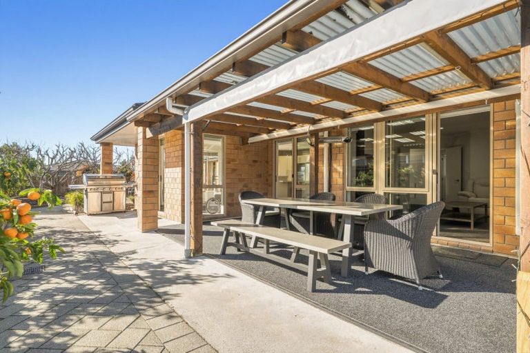 Photo of property in 120 Doncaster Drive, Papamoa Beach, Papamoa, 3118