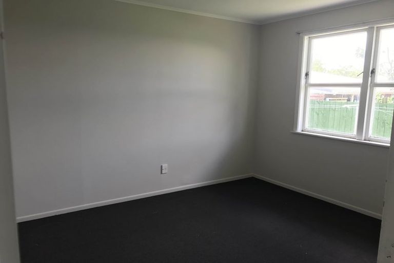 Photo of property in 2/42 Halsey Road, Manurewa, Auckland, 2102