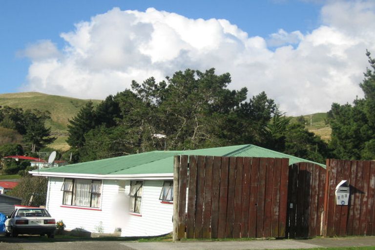 Photo of property in 112 Driver Crescent, Cannons Creek, Porirua, 5024